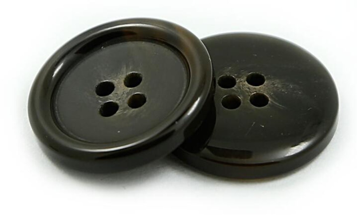 TJ  JK  四眼樹脂鈕扣  西裝扣  風衣扣  15mm  18mm  23mm